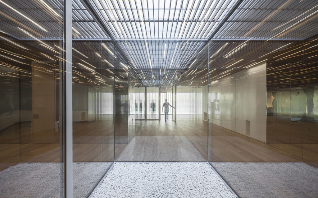 SPIGO GROUP Soluciones en madera - Proyecto: Colegio de Médicas de Álava 1