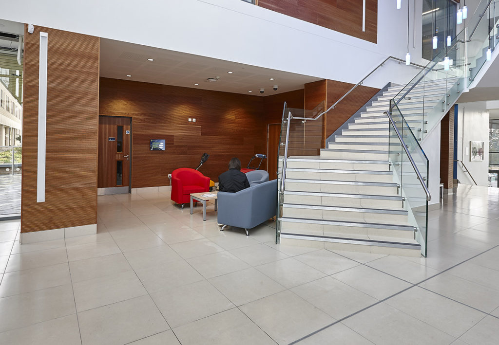 SPIGO GROUP Soluciones en madera - Proyecto: University Square Stratford 8