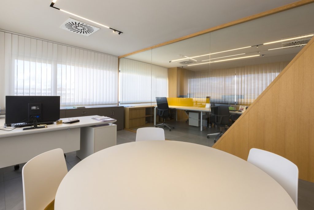 SPIGO GROUP Soluciones en madera - Proyecto: Oficinas Jamones Volatín en Tudela 7