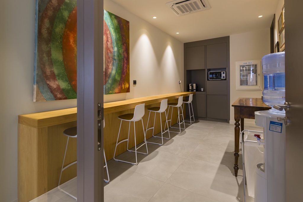 SPIGO GROUP Soluciones en madera - Proyecto: Oficinas Jamones Volatín en Tudela 14