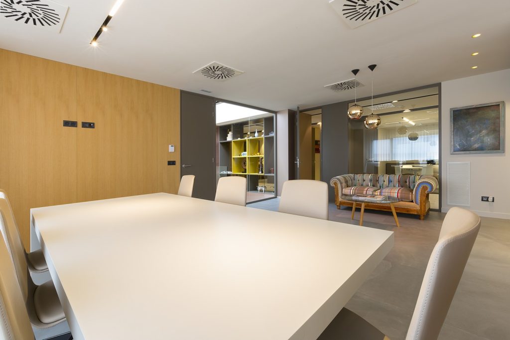 SPIGO GROUP Soluciones en madera - Proyecto: Oficinas Jamones Volatín en Tudela 21